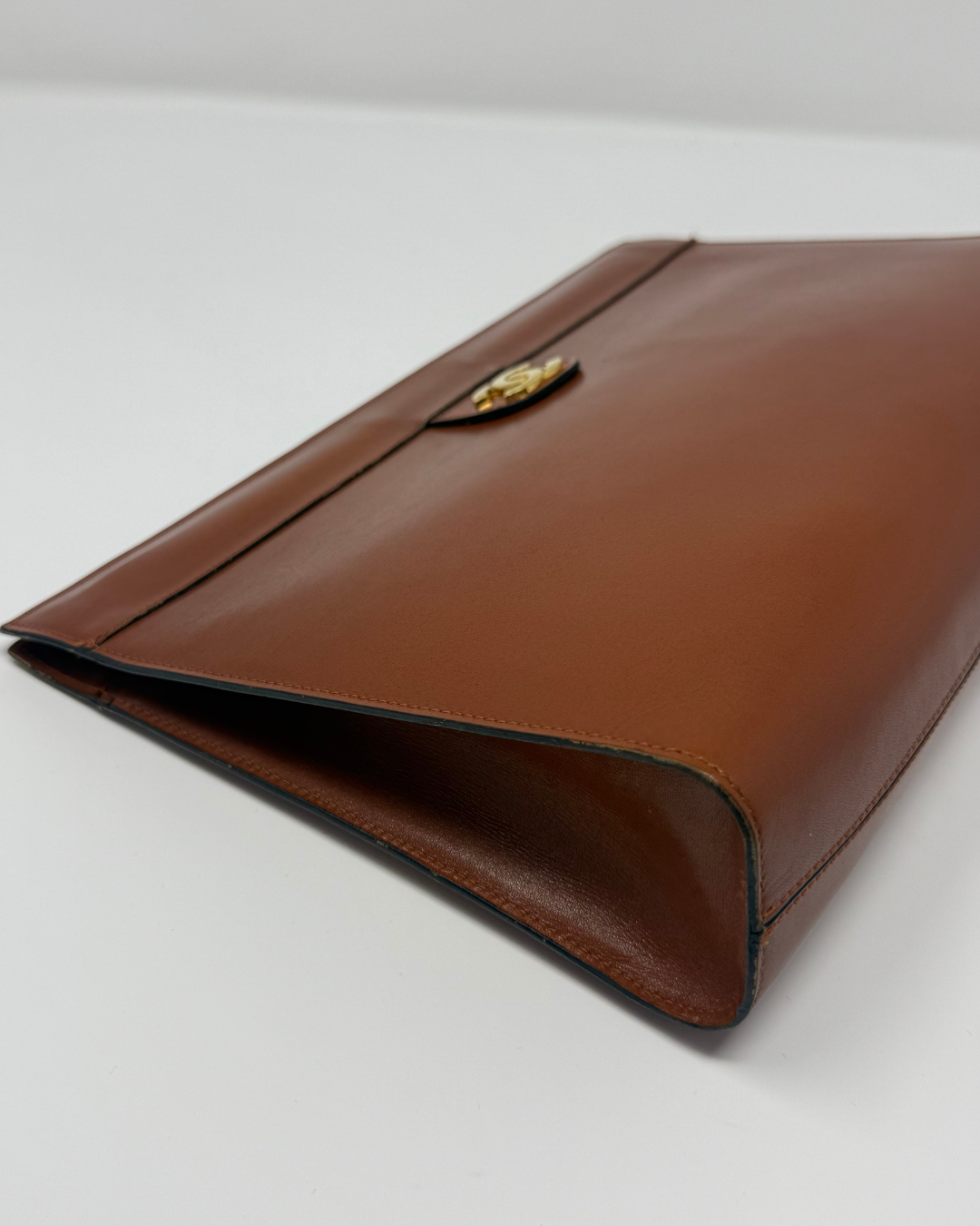 Chanel Smooth Leather Cognac Brown Vintage Clutch
